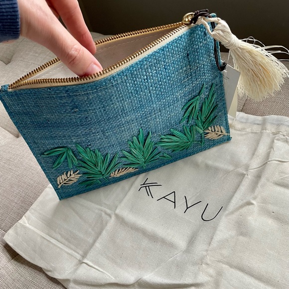 KAYU zip pouch - Picture 2 of 5